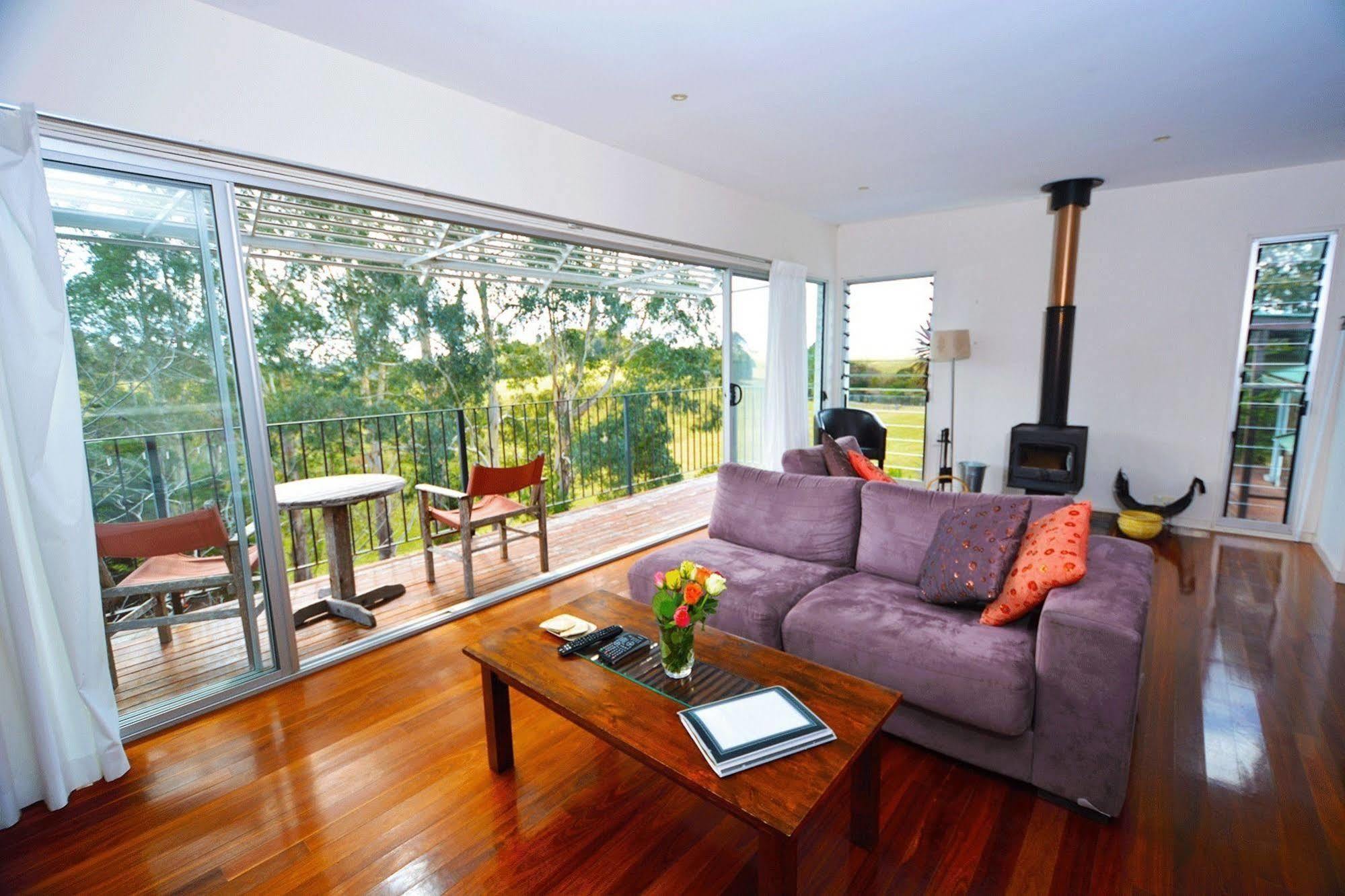 Laurels Villa Sunshine Coast Exterior photo